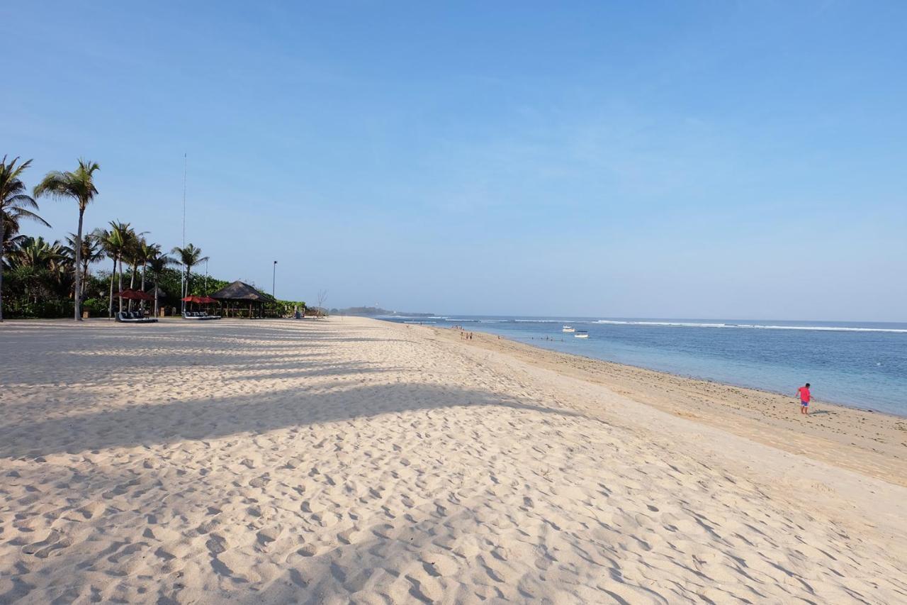 D'Puja Home Stay And Spa 누사두아 외부 사진
