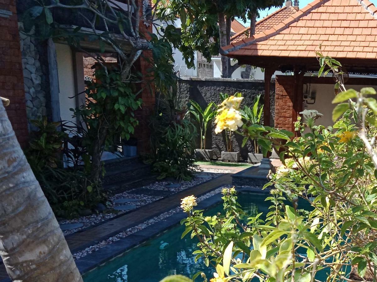D'Puja Home Stay And Spa 누사두아 외부 사진